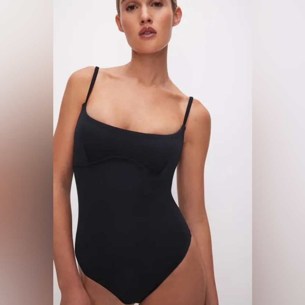 Good American Scuba Flexi Wire Bodysuit